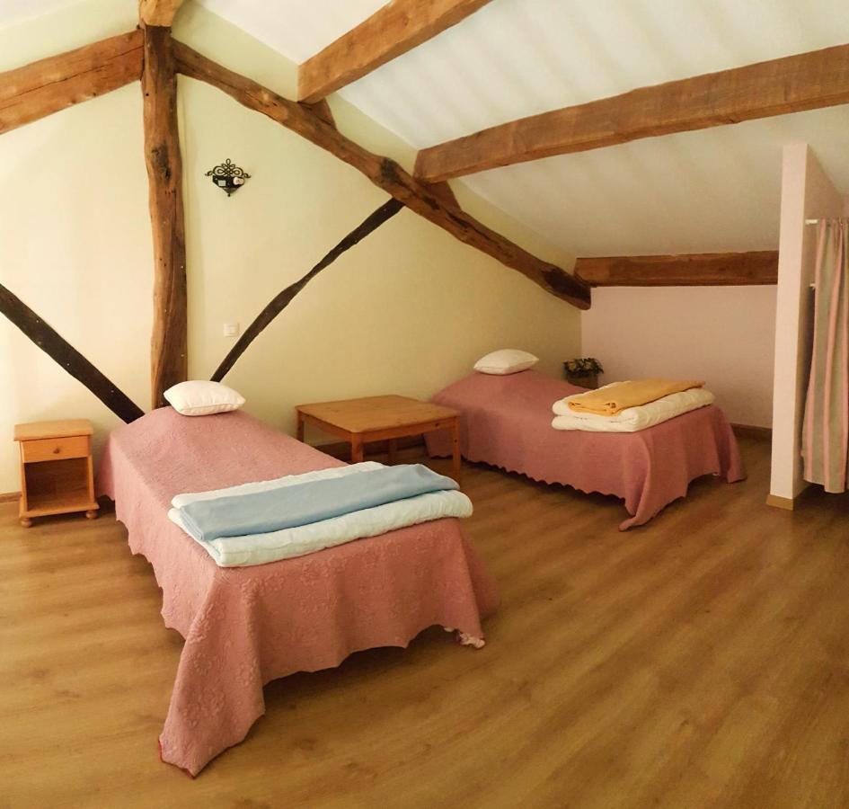 Ledre Hotell La Bastide-de-Sérou Exteriör bild